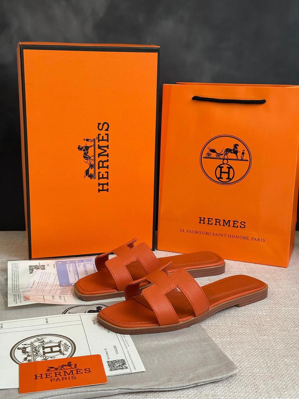 sandalias hermes