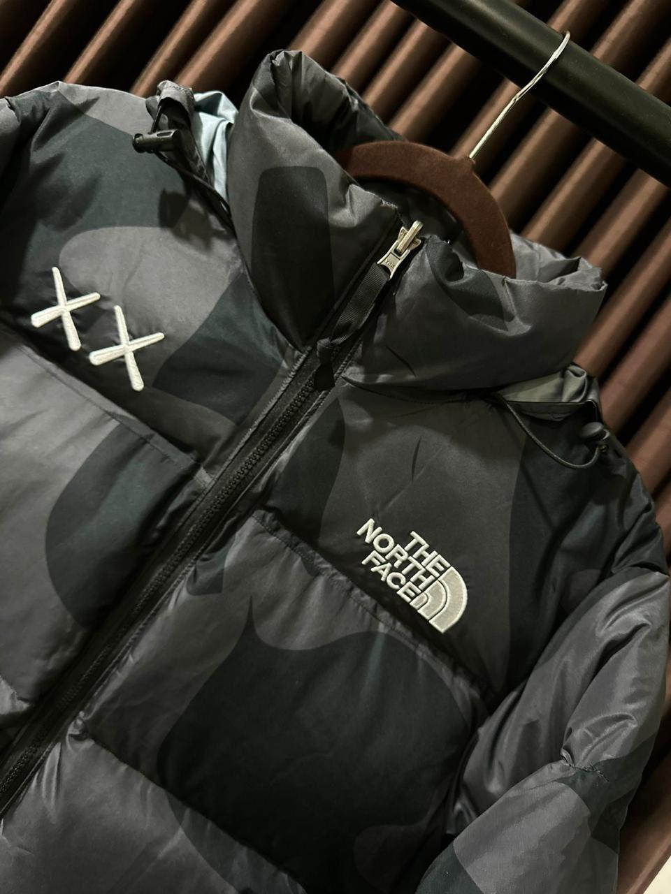 KAWS x The North Face Chaqueta Freeride