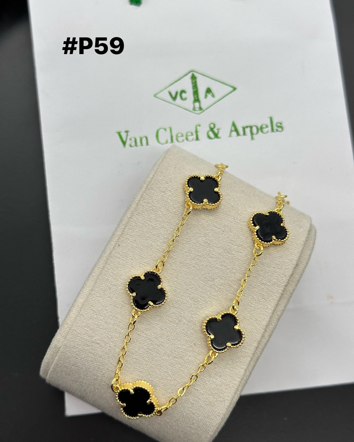 van Cleef pulsera chapa de oro